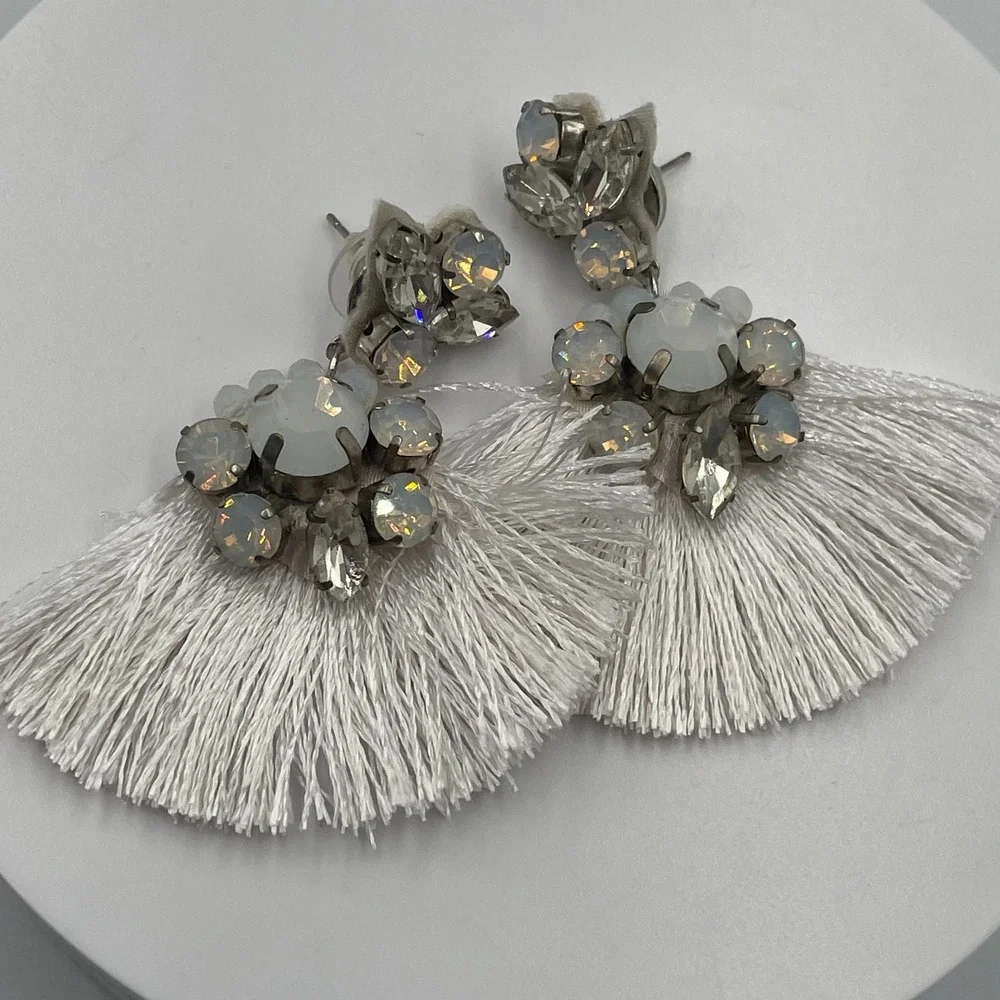 VTG Y2K White Opal Statement Tassel Earrings Iridescent Rhinestone Fringe Drop